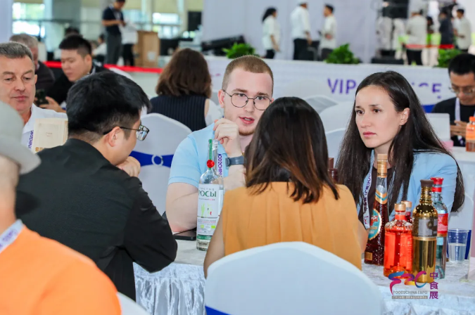 熱力不減！2025F2C中食展?廣州次日高光不斷，采購(gòu)對(duì)接、賽事、論壇商機(jī)齊爆發(fā)